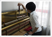 ピアノの音を合わせる