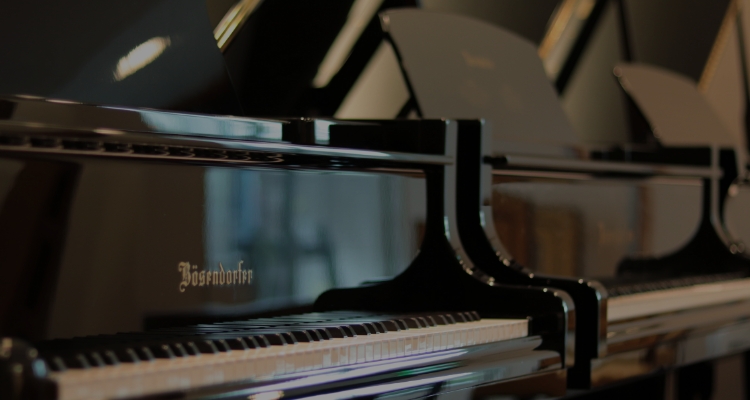 ヨーロッパ輸入ピアノ