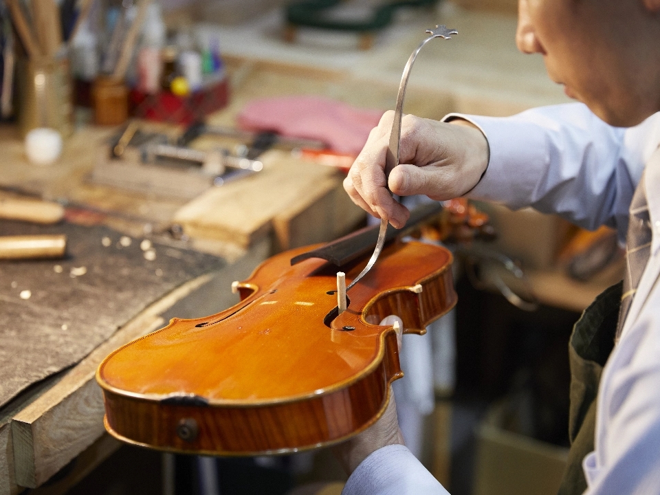 弦楽器の修理